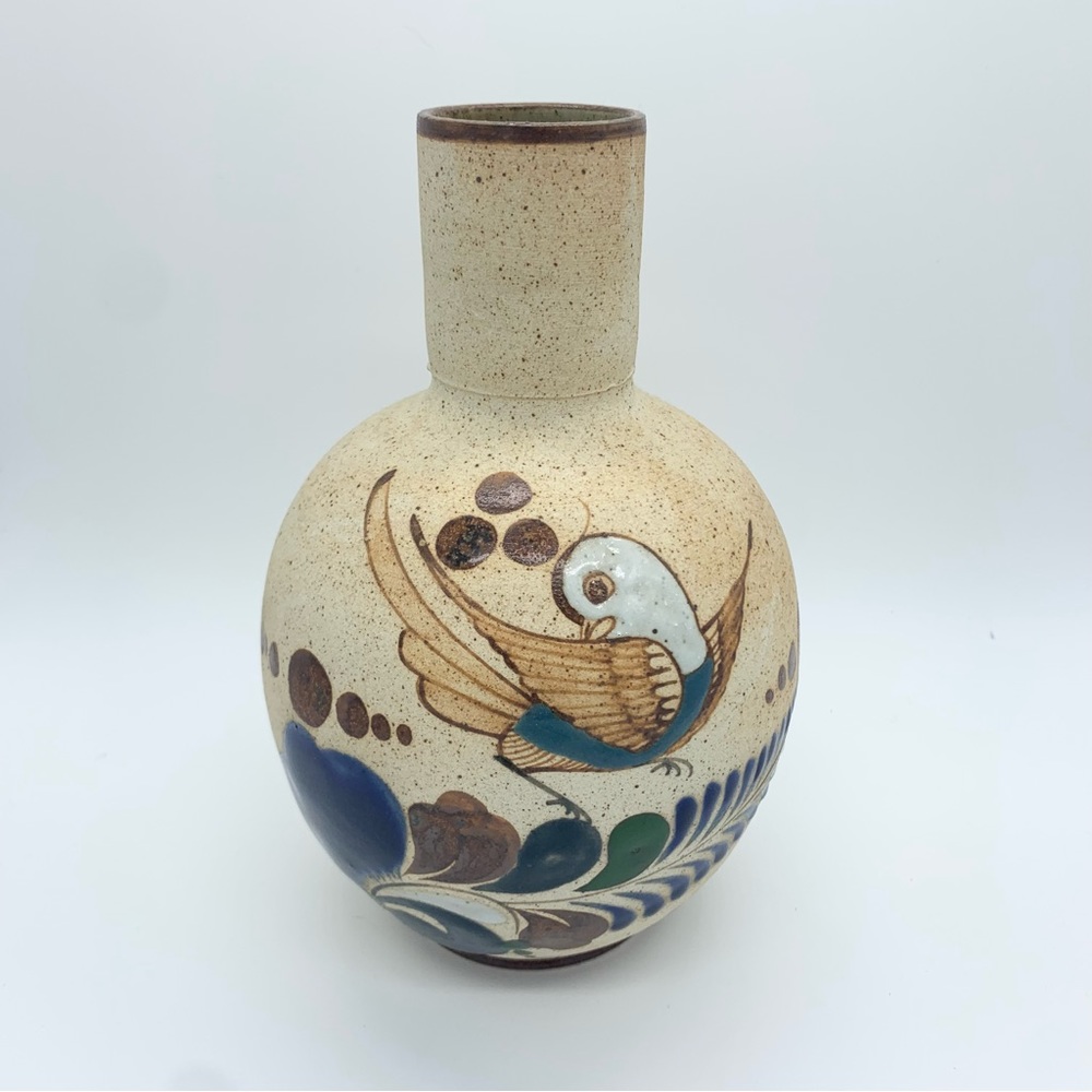 Vintage Mora Mex Mexican Folk Art Tonola Sandstone pottery vase with bird